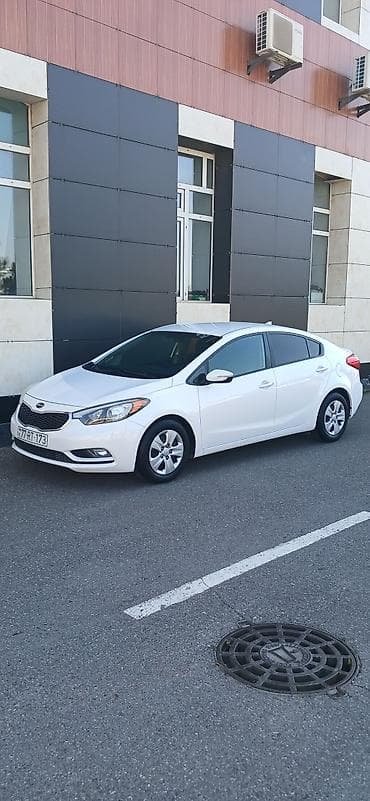kia sou 2013: Kia Cerato (Forte) sedan – ağ rəng, Azərbaycan nömrə nişanı 77-RT-173 — 7