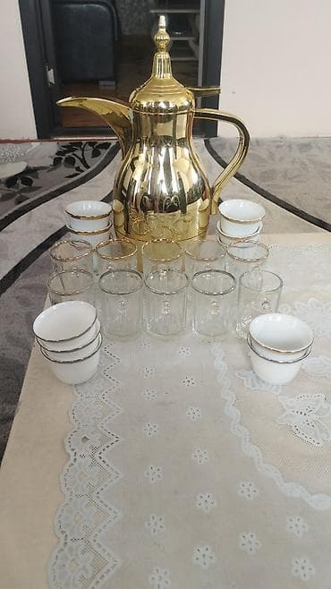 Qab-qacaq və mətbəx ləvazimatları: Çay dəsti, rəng - Qızılı, Şüşə — 1
