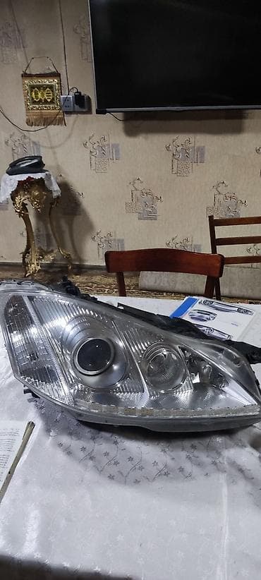 nolyedi sekilleri: Avtomobil üçün ön fara dəsti satılır. Şəkillərdə göründüyü kimi — 2