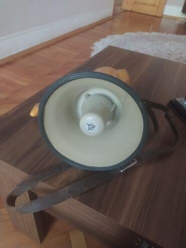 заказать модель машины: Səsgücləndirici, SSSRİ istehsalıdır. 12 voltla işləyir və ya 8 ədəd — 1