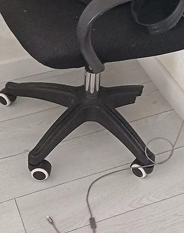 Təkərli, Qolları tənzimlənmir, Parça