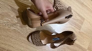 Brend: Prada Model: Açıq burunlu, kəsik naxışlı sandal Rəng: Bej/nude — 4