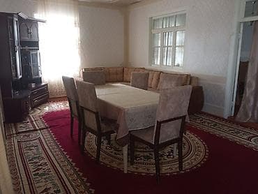 otaq: Kirayə üçün həyət evi Gədəbəy Zəhmət kəndində kirayə ev verilir. - İki — 5