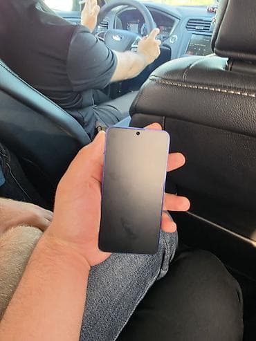 “Ustada olmayıb”, “kredit deyil” və “qutusu var”, həmçinin 256 GB — 6