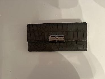 İki ədəd pulqabı seti 1) Timsah naxışlı qapaqlı pulqabı - Rəng: tünd