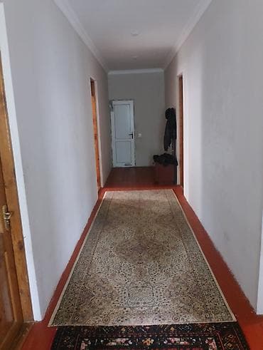 neftcalada satilan evler: 170 kv. m, 5 otaqlı — 2