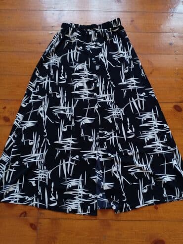 çaplı qadın ətəkləri: Миди Юбка, Bershka, Атлас, 2XS (EU 32) — 1