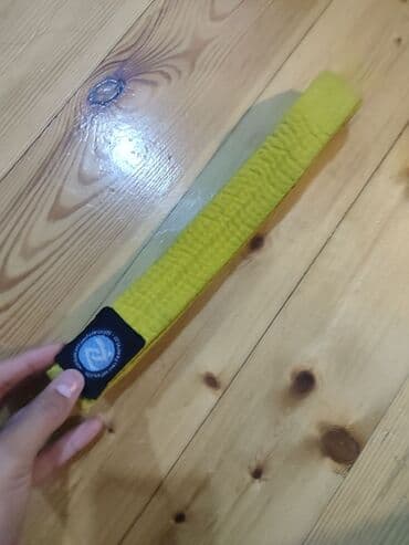 купить синтезатор бу: Sarı rəngli döyüş sənəti kəməri - Növ: döyüş sənətləri üçün kəmər — 1