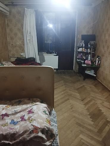 Квартиры: Kirayə mənzil – 2-3 otaq 🛑 Salam. 20 yaşım var, bəyəm. Özümə qalmağa 2 — 1