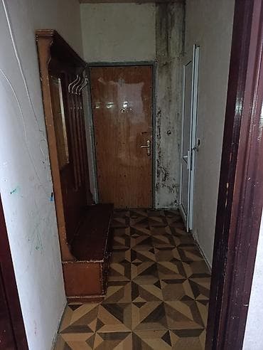 Kirayə mənzillər: Ev Yalnız ailəyə verilir.Evdə yaşamaq ücün hır bir şərait var.əlavə — 3