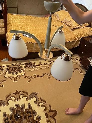 saxta baba geyimi: Çılçıraq, 3 lampa, Metal — 1