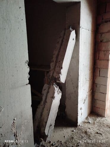 rus dılı tercume: Səssiz tozsuz səliqəli kəsim. Beton katlavan monolit kubik — 28