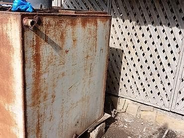 Metal yanacaq/su saxlama çəni - Material: qalın divarlı polad -