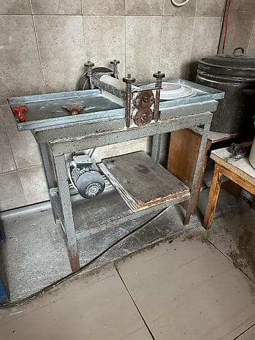 Elektriklə işləyən xəmirdən lavaş/yuxa yayma aparatı - Güclü elektrik