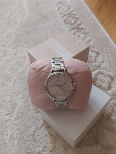 el fecr saat: İşlənmiş, Qol saatı, rəng - Boz — 1