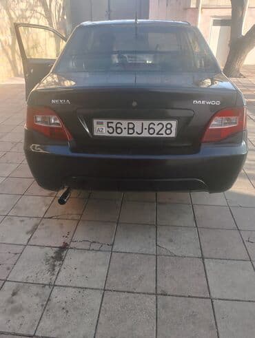 daewoo nexia matoru: Daewoo Nexia: 1.5 l | 2010 il Sedan — 3