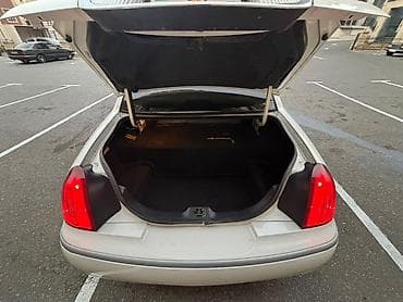 tesla 3: Lincoln Town Car 1998 Muherrik ve suretler qutusu Muherrik 3,2L Turbo — 9
