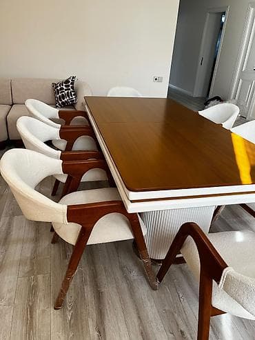 dikd: Qonaq otağı üçün, Yeni, Açılmayan, Dördbucaq masa, 8 stul — 3