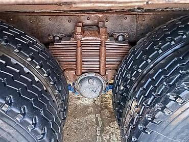 zil 130 dizel: KAMAZ yük maşını – konteyner tipli bortlu kuzov Xüsusiyyətlər: - — 6