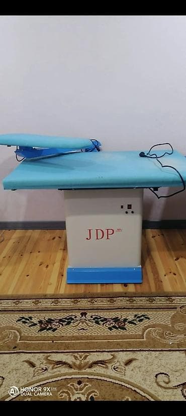 korpu kran: Peşəkar ütüləmə masası – JDP markası - Elektrikli buxarlı ütüləmə — 1