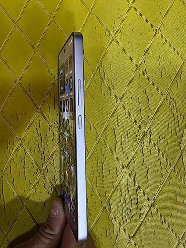 rx 570 4gb: Oppo Reno 13 F, rəng - Gümüşü, İki sim kartlı — 4