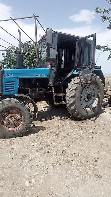 teker diski: Traktor Belarus (MTZ) 89, 2004 il, 100 at gücü, motor 9.9 l, İşlənmiş — 2