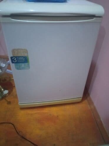 Б/у Мини Indesit Холодильник Продажа, цвет - Белый