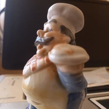 suse saxlama qablari: Farfor duz qabı satılır. - Duz qabı Quba şəhərindədir. - Şamaxinkaya — 6