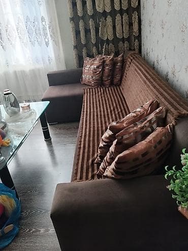 islenmis kunc divani: Künc divan, Parça — 1