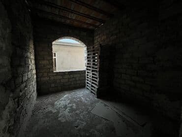 20 ci sahede satilan evler 2020: 8 otaq, 376 kv. m, Təmirsiz — 9
