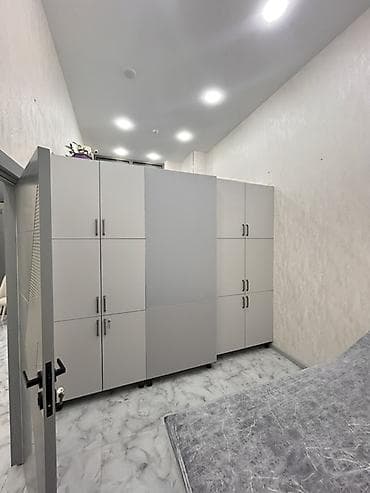 İnşaatçılar metrosundan 5 dəqiqəlik məsafədə yerləşən işlək 3 otaqlı — 6