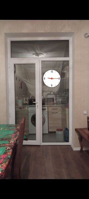 абс пластик: Б/у Пластиковая дверь С замком, C гарантией, Платная установка, Самовывоз — 1