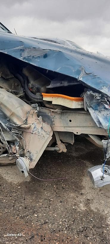 qara niva 144: Mercedes-Benz C 180 Universal (W202) - Kuzov: stansiya (wagon) göy — 7