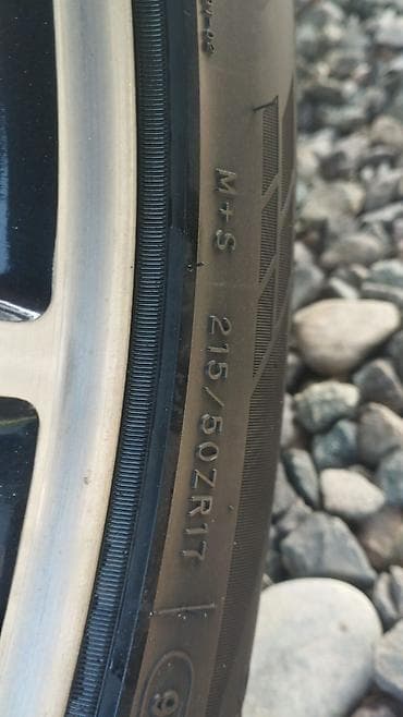 kreditle avtomobiller: Колесо Mercedes-Benz 215 / 50 / R 17 — 2