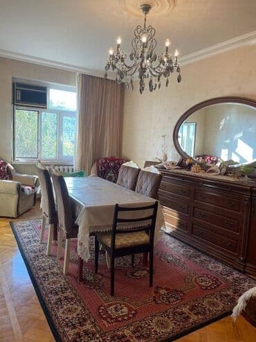 9 ci mikrorayon satilan evler: Bakı, 4 otaqlı, Köhnə tikili, m. Həzi Aslanov, 110 kv. m — 1