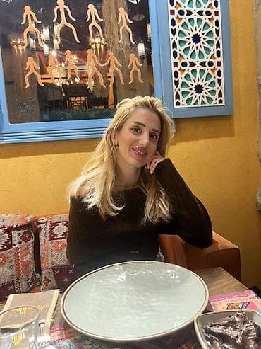 tek kravat islenmis: Комод, Стол и стулья, ТВ подставка — 9