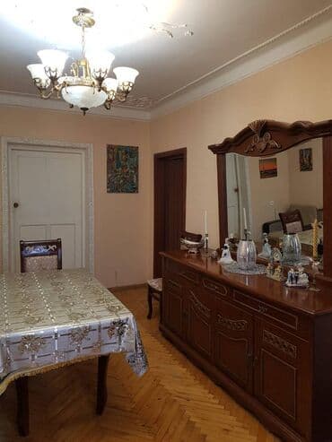 masazirda 3 otaqli evlər: Bakı, 3 otaqlı, Köhnə tikili, m. 28 may, 64 kv. m — 2