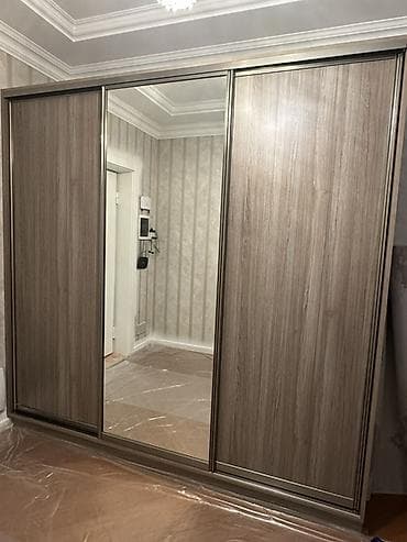 3 qapılı, Güzgülü, Qəhvəyi, Digər material, Kupe, Düz dolab — 1