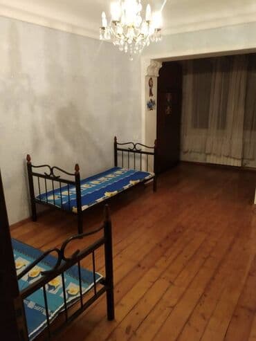 9 ci mikrorayon satilan evler: Bakı, 3 otaqlı, Köhnə tikili, 76 kv. m — 7