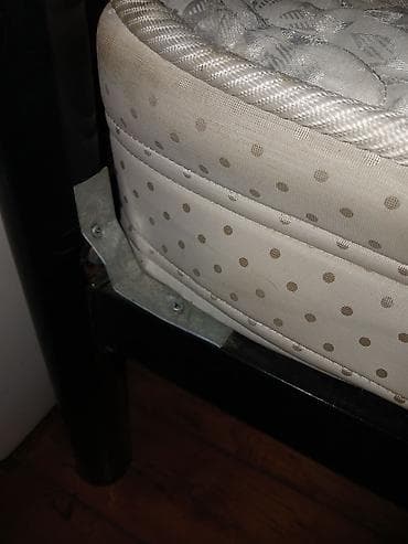 Təknəfərlik çarpayı, Matras ilə, Siyirməsiz