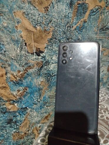 a 13 samsung qiymeti: Samsung Galaxy A13, 128 GB, rəng - Boz, Qırıq — 2