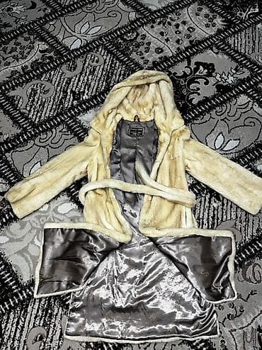 esger geyimi: Kürk palto – KAZAN & KARALIDIS, Kastoriya, Yunanıstan - Model — 6