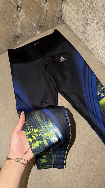 Şortlar: Adidas qadın idman taytı original - Model: Techfit, medium — 1