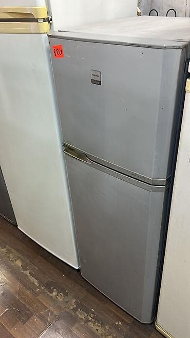 2 qapılı Toshiba Soyuducu Satılır, rəng - Gümüşü