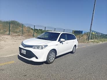byd disk teker: Toyota Corolla Fielder Hybrid, ağ rəng, universal (wagon) kuzov — 1