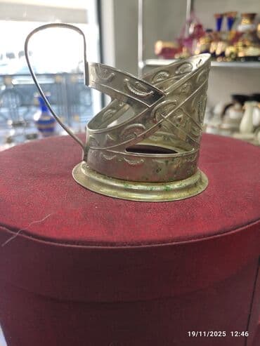 ağ qızılgül: Metall stəkanaltı (qrafin/stəkanaltıı melioxor sovet istehsalıstəkan — 3