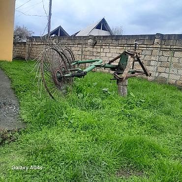 Kənd təsərrüfatı texnikası paketi - Təkərli traktor (kabinalı): Dizel lalafo.az -da Kənd təsərrüfatı texnikası paketi - Təkərli traktor (kabinalı): Dizel