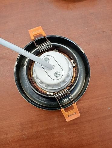 LED lampalar: Yeni, LED lampa, 220 Vt, Zəmanətsiz, Ünvandan götürmə — 2