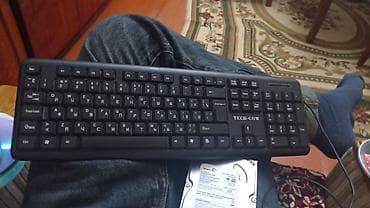 wi fi modem per page 40: TECH-COM tam ölçülü simli klaviatura - Bağlantı: USB (kabel daxildir) — 3