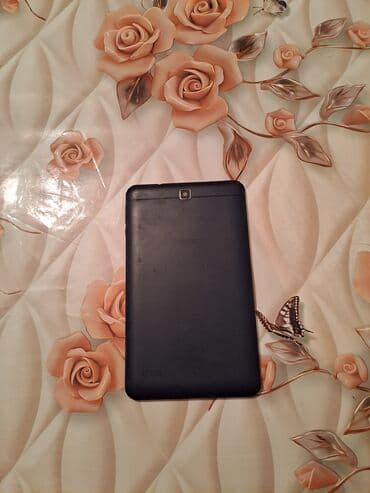 telefon və planşet üçün üzlüklər: Planşet - Ekran: təxminən 7–8 düym toxunmatik ekran, geniş çərçivə - — 3